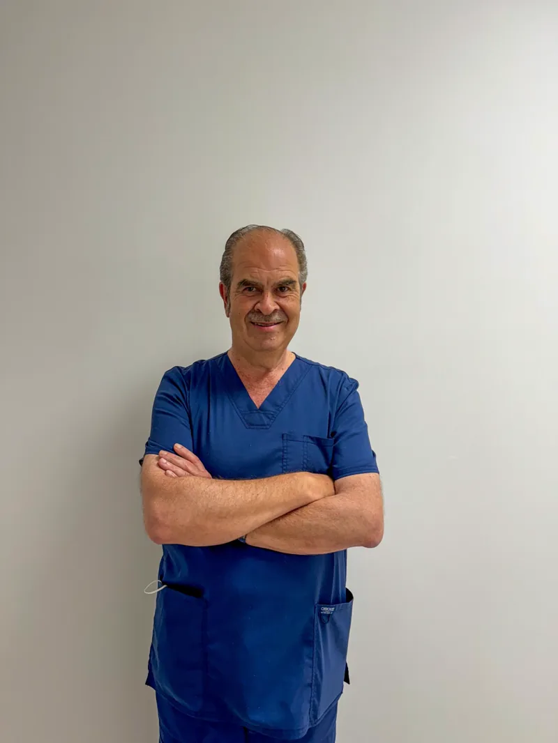 Dr. Carlos Guillén Rodríguez